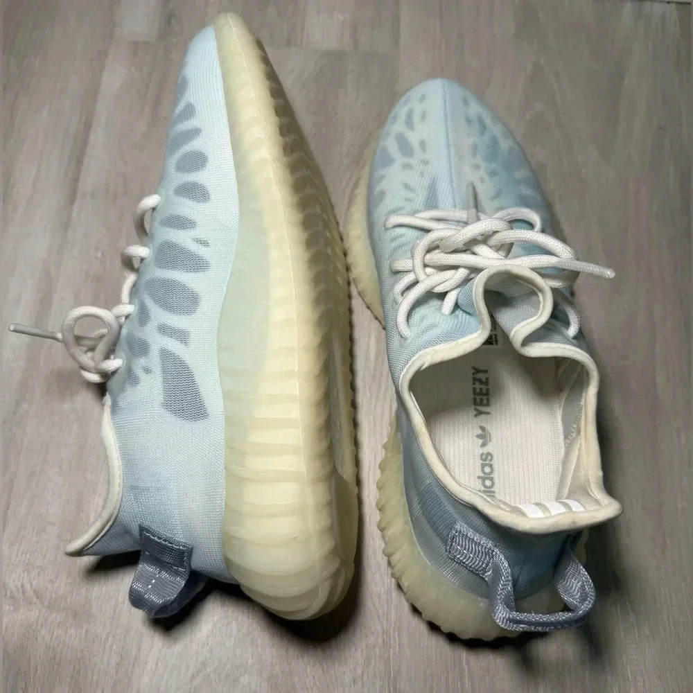 Adidas Yeezy Boost 350 V2 Mono Ice Mens 8 Light Blue GW2869 Excellent Sneakers